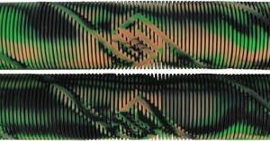 STRIKER GRIPS